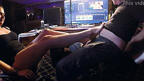 Raven Grey intensely makes a cock cum with her feet alone.