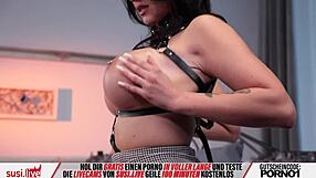 Jolee Love Masturbates With Dildo On Webcam, Driving Me Crazy.