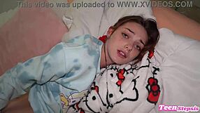 डैडी प्लेटाइम श्रूम्स क्यू और जॉनी लव के साथ क्यूट पीओवी क्रीमपाई एक्शन में। मॉन्स्टर लंड शामिल!