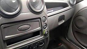 Estou fazendo uber e a mulher do meu vizinho pagou um boquete delicioso no carro pra mim