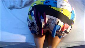 comendo uma bunduda brasileira gostosa de quatro no quarto