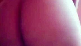 मेरी टाइट चूत को वाइड स्प्रेड करो!