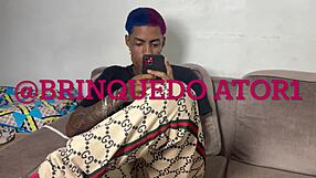 Bi friend brings little friend for threesome and sucks big cock.