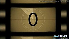 मिस्ट्रेस एप्रिल ने रोसी को पेशाब टॉयलेट ट्रेनिंग से सजा दी 😈