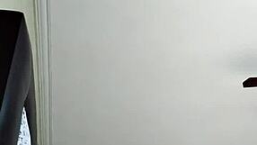 Bold Fucking Session in Hidden Cam Motel with Amateur Milf Lover