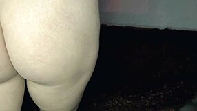 The housewife decided to fuck a stranger for a reward in her homemade video