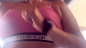 Fui treinar na academia com plug anal no cu. Fiquei com muito tesao chegar em casa meu cu vai estar lubrificado e largo pra meter rola dentro.