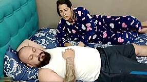 Latina masturbation se thak gayi, friend ko blowjob deti hai quick chudai ke liye