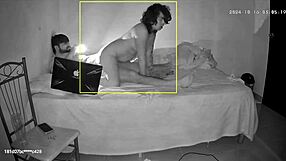 मेरी रंडी बीवी के साथ छुपी कैमरा, पड़ोसी के साथ पार्ट 4