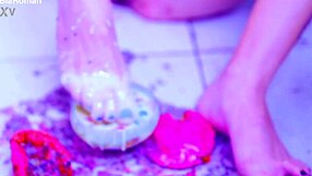 Bia Roman Gets Her Sexy Feet All Messy