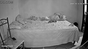 मेरी रंडी बीवी के साथ छुपी कैमरा, पड़ोसी के साथ पार्ट 4