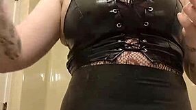 Do You Like Me Putting On Makeup With Lovesense In?