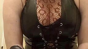 Do You Like Me Putting On Makeup With Lovesense In?