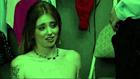 Teen squirts for officer after shoplifting deal