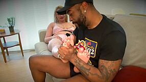 Dru против евро девки с фетишем ног