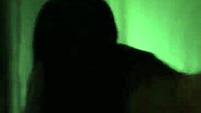 comendo a novinha quando os pais dela não estão em casa