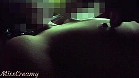 स्विंगर्स क्लब में सौतेली बेटी का मुँह चूत सार्वजनिक चोदा