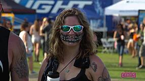 rock fest flashers daytime sexy and real