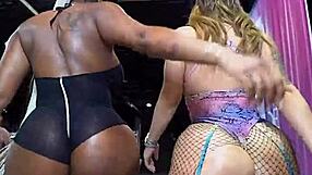 Look at that big ass riding in cowgirl position