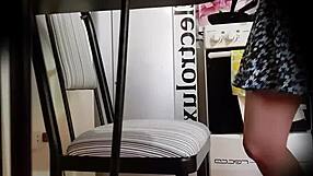 upskirt amiga de mi hermanastra viene de visita