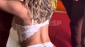 Gataaasp esposa hotwife gets banged in an interracial gangbang with 3 black cocks – so intense! 🔥