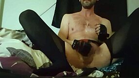 hey, tex willer, wanna see me take this huge dildo in my ass like a slutty teacher?