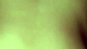 Bokep Indonesia Suami Istri Bertengkar Saat Malam Hari Iseng Chat Istri Tetangga Dapat Ngewe