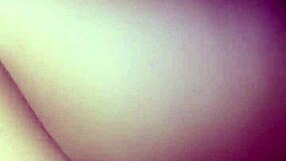 Cưỡi ngựa blowjob from teen couple gets intense and wild