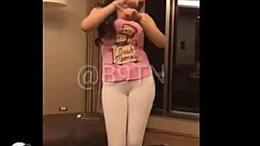 dancing gulf girls at home on shilat with fun gulf teasing - gulf girl dances with body