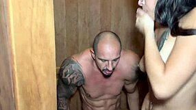 novinha nerd com cara de santa liberou a bucetinha pro personal pirocudo