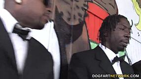 मैं बड़े बूब्स वाली ब्लोंड सिंडी वाइल्ड इंटररेशियल गैंगबैंग एक्शन एंजॉय करती हूँ