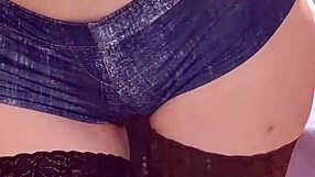 Why Resist Worshiping Mistress Elza's Fetish Koms?