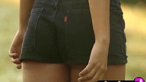 Stunning Cougar Model Anetta Keys Strips Naked Outdoors to Reveal Her All Natural Babe Body and Small Tits