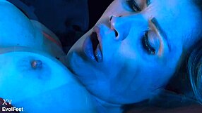 Milf Practices Pussy Licking And Foot Fetish Moves With Wet Cunilingus For Her Upcoming Sexy Date