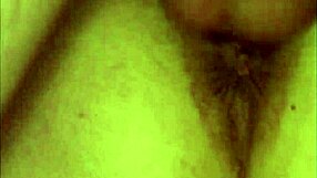 माली काम खत्म करके हमेशा उस बूढ़ी रंडी को विंटेज स्टाइल में चोदता है