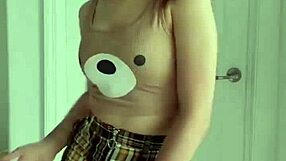 Staryuki compilation 1 features various dancing moments.