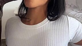 वाऊ वह ह्यूज मीट डिल्डो को प्रो की तरह डेवोर करता है एमेच्योर कपल सेशन में निस्डेल के साथ!