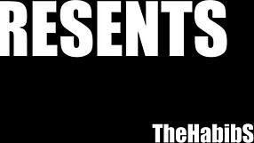 मोटी ह्यूस्टन बिग बूटी जाडा डी लेती है मॉन्स्टर लंड सुगा स्लिम को वाइल्ड क्विकी फक में। उसका विशाल गैंड हर जोरदार धक्के पर हिलता है।