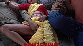 नॉटी इंडियन देसी स्टीप मॉम स्टीप सन से हिन्दी कॉसप्ले क्विकी में फक ली जाती है।