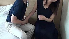 エロ看護師とホテルでハメ撮り Sex後潮吹き! What a Wild Squirting Finish!