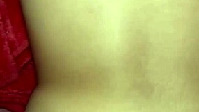 Mi empleada mature farts while showing her tight ass