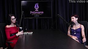 gravou uma suruba a família apoia se chateia com quem desmarca e já atendeu um deputado - annie clementine WATCH on sheer red