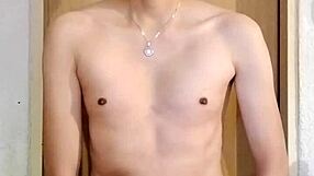 Chacal Caliente Demonstrates Intense Solo Skills with Remarkable Energy and Focus in This Captivating Display