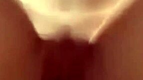 hey, i just sat down so nicely on that small young cock, feeling every bit.