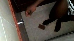 i see my girlfriend in the shower spying on her