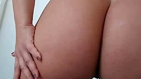 I can't believe how I'm dancing totally naked, showing off my ass and tits like this!