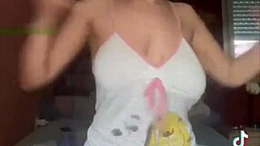 I see this morena with big natural tits and it brings so much pleasure you might cum