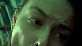 Mamei ele até tomar leitinho durante uma longa viagem no carro com big natural tits Latina swallowing cum