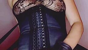 Yo, check out this beautiful and hot Colombian bluee squirting all over in homemade video