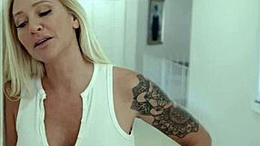 Stepmom alexis malone rides stepson ricky hard, spanking and creampie explosion!